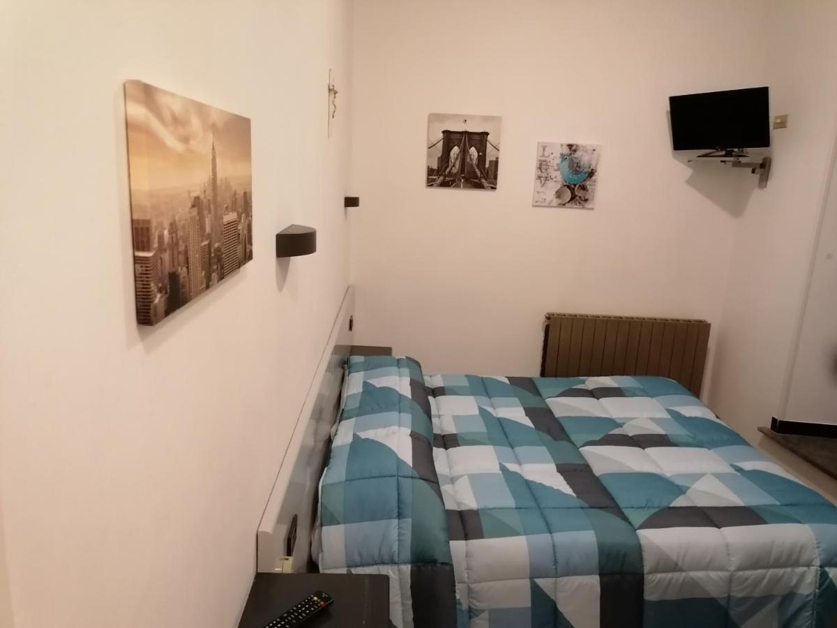 Hotel Centrale カーシャ エクステリア 写真